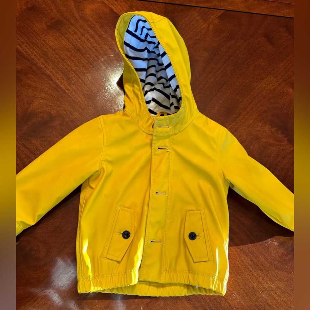 Gap size 18-24 months raincoat